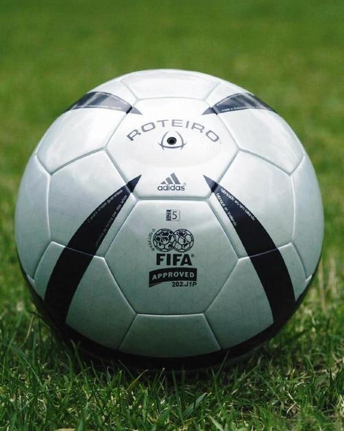 足彩开奖查询手机应用界面